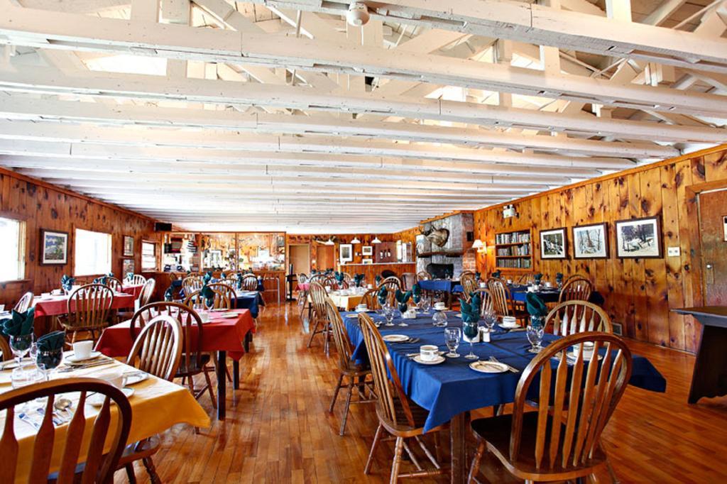 Killarney Mountain Lodge Exteriör bild
